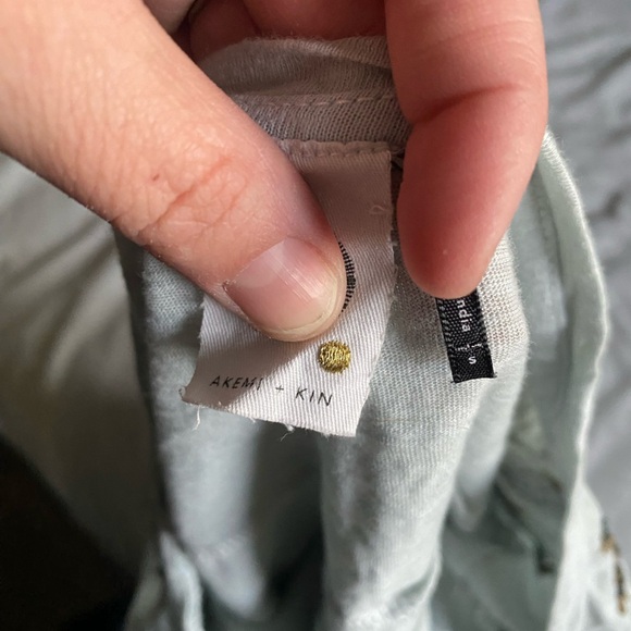 Anthropologie Akemi + Kin Beaded Ombré Tulsi Tee in Blue Small - Picture 3 of 10